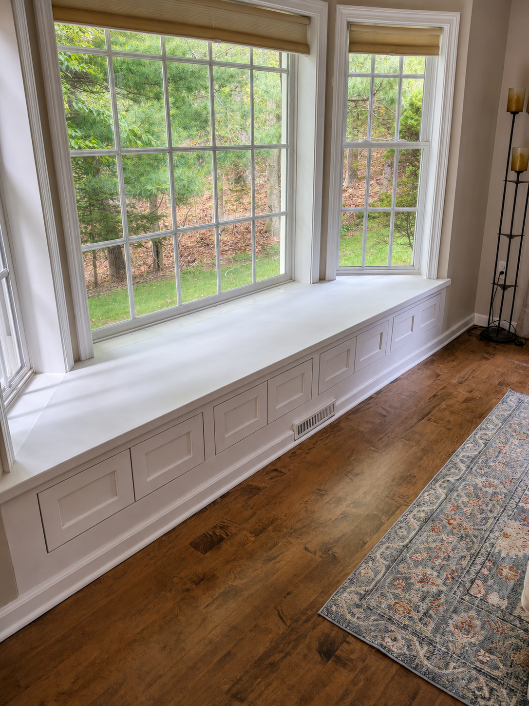 Bay window seat, Killingworth CT